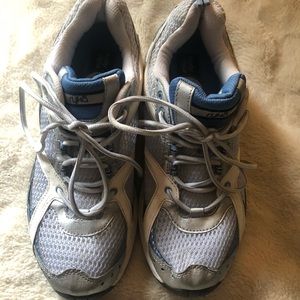 Ryka athletic running shoes W9 very good cond 😊